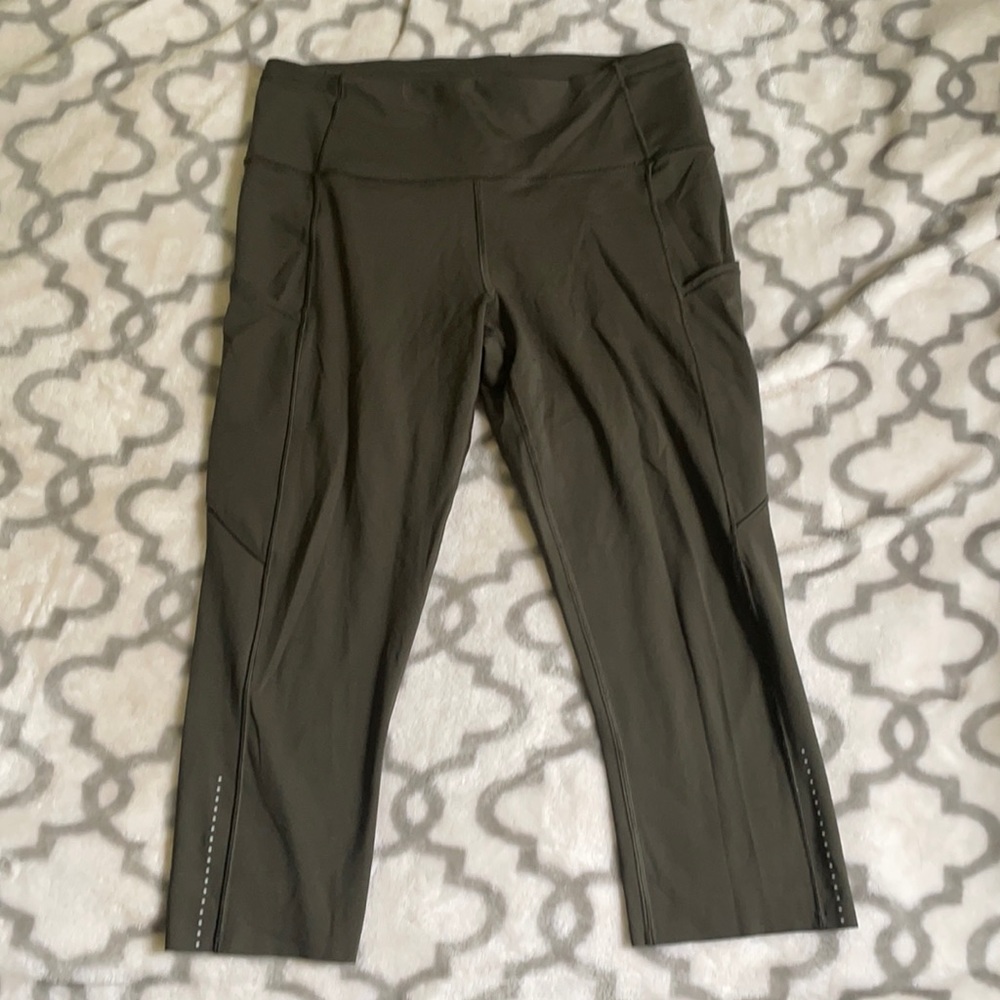 Lululemon Fast and Free crop leggings